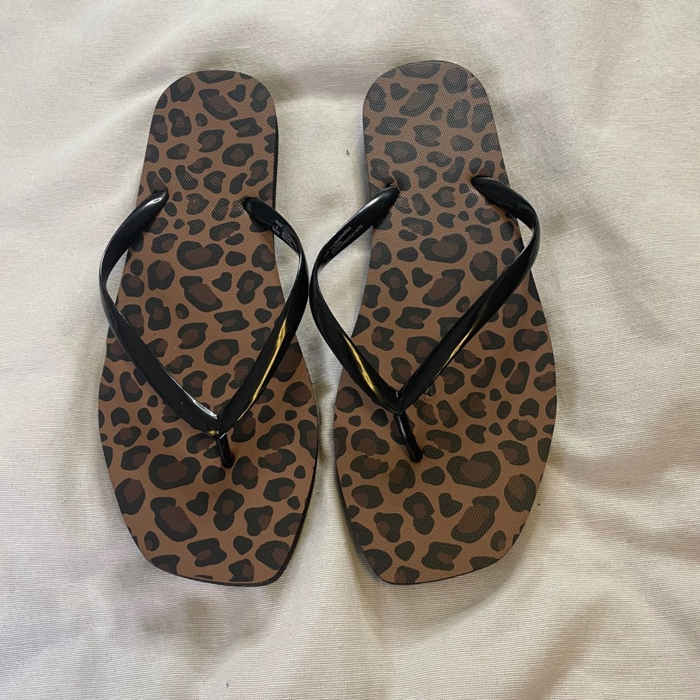 Shade & Shore Flip Flops Women 10 Leopard Square Toe Thong Sandals Brown Black